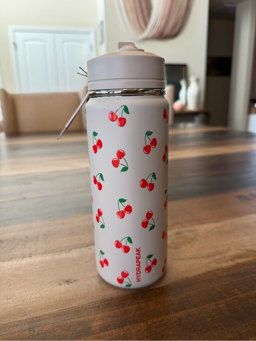 Hydrapeak White Cherry-Print 20oz Stainless Bottle